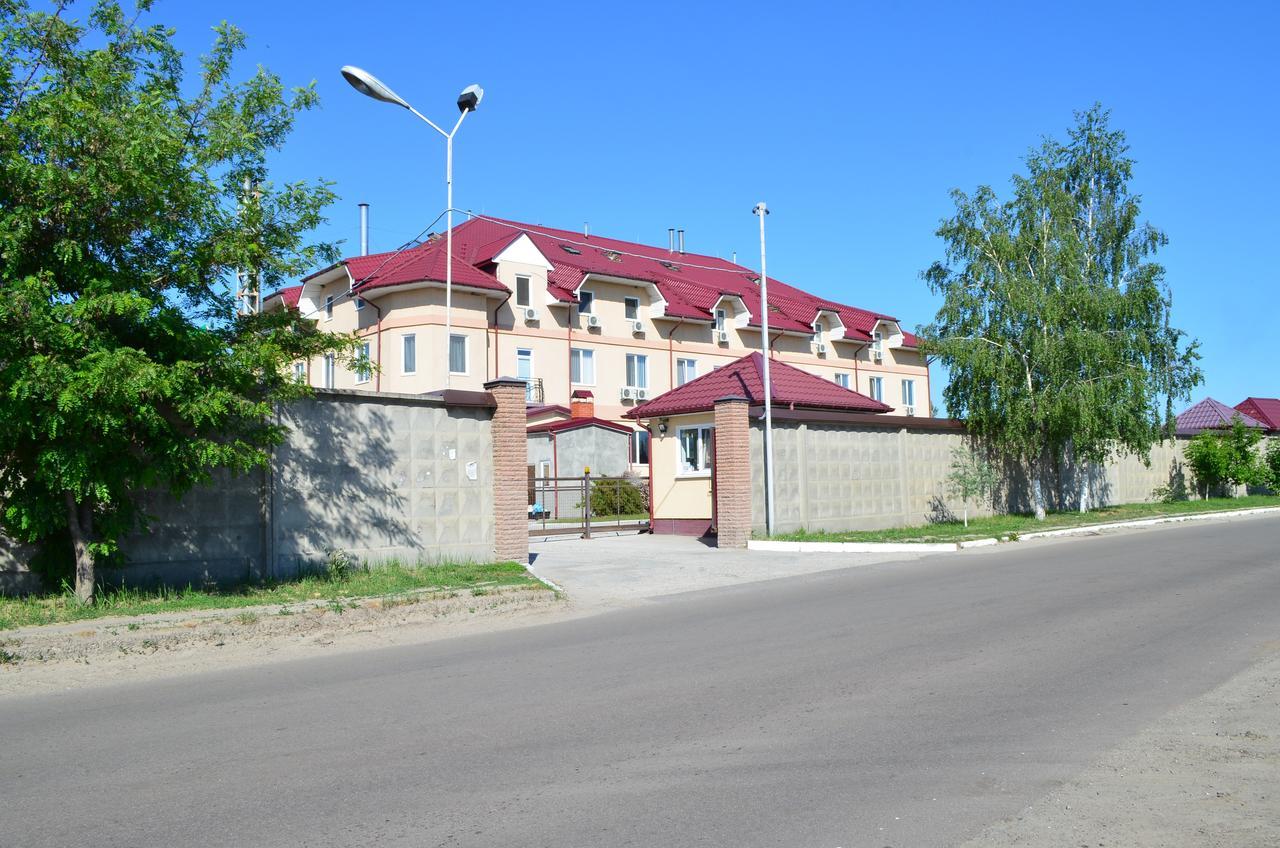 Sunlake Hotel Osokorki Kiew Exterior foto